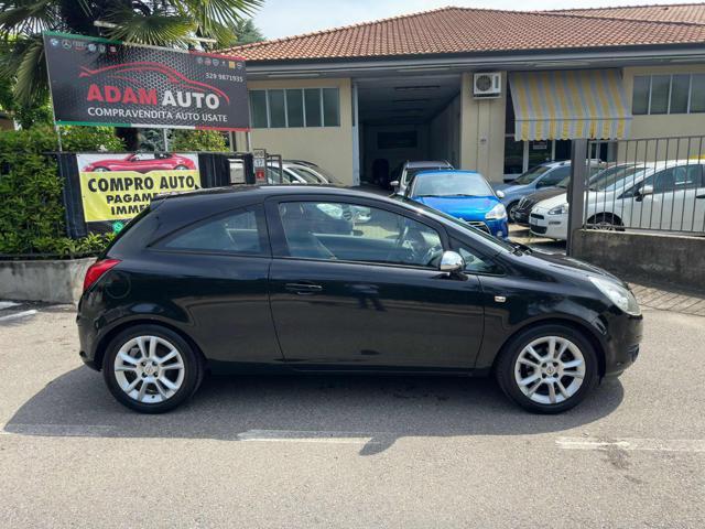 OPEL Corsa 1.4 16V 3 porte Sport