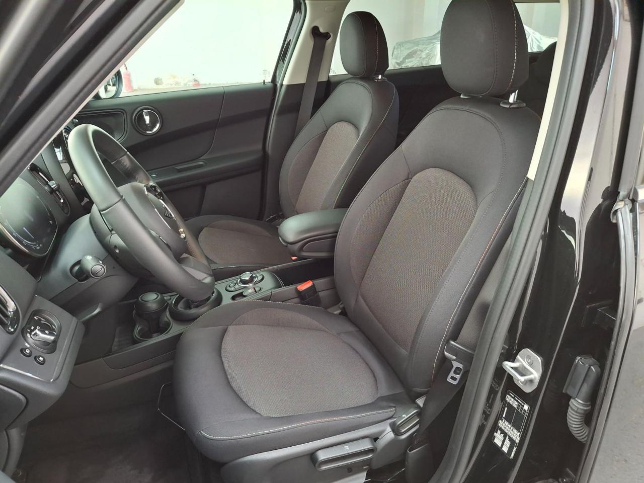 MINI Mini Countrym.(F60) Mini 2.0 Cooper D Unta...