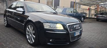 Audi A8 S8 5.2 V10 quattro tiptronic