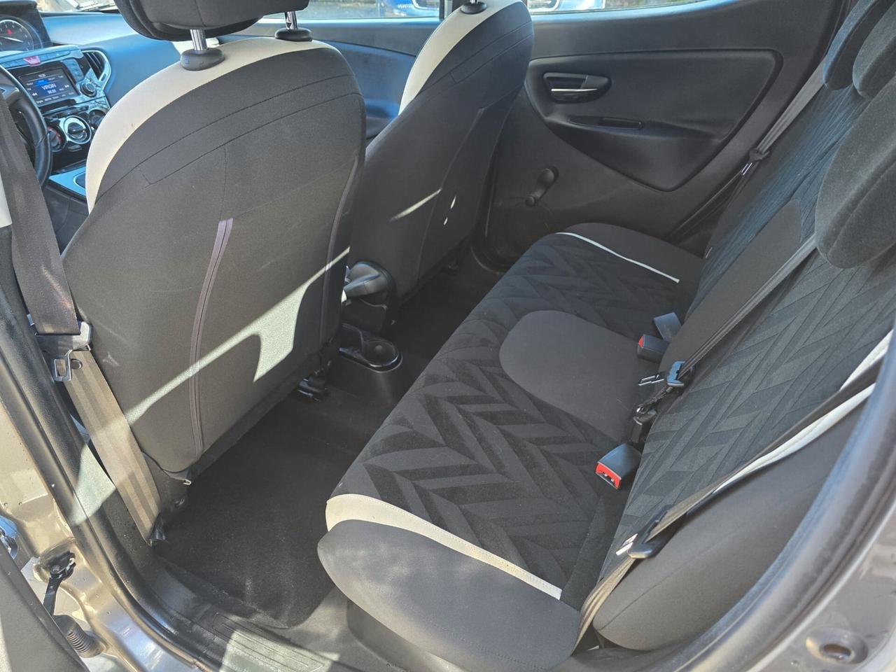 Lancia Ypsilon 1.2 69 CV 5 porte GPL Ecochic Gold