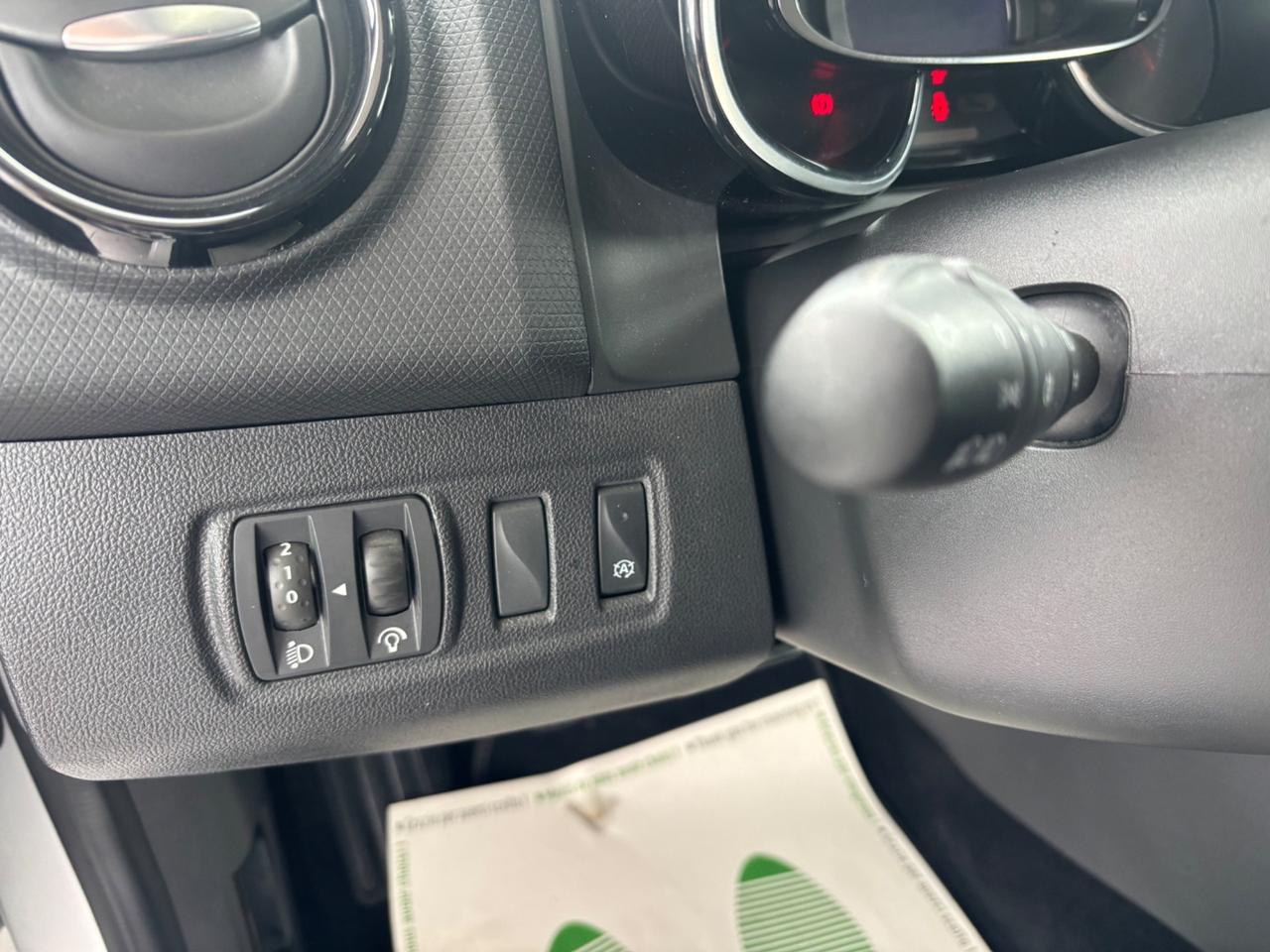 Renault Clio dCi 8V 75 CV 5 porte Moschino Intens