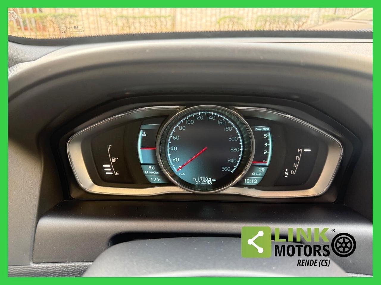 Volvo XC60 D4 180cv Geartronic Momentum 01/2014