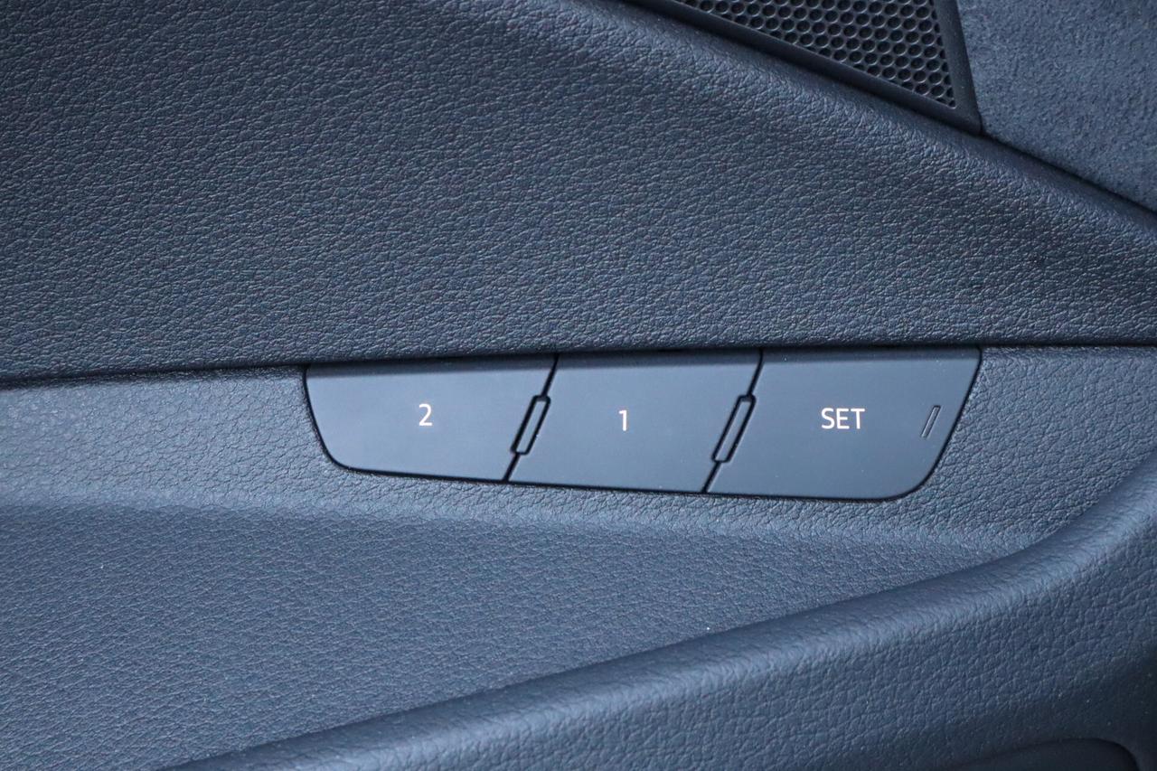 Audi e-tron E TRON 55 QUATTRO S-LINE MATRIX HEAD UP