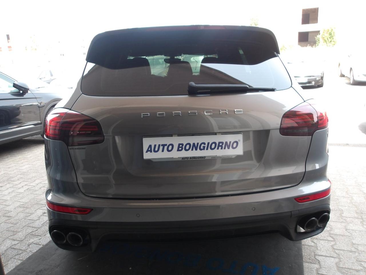 Porsche Cayenne 3.0 Diesel tiptronic