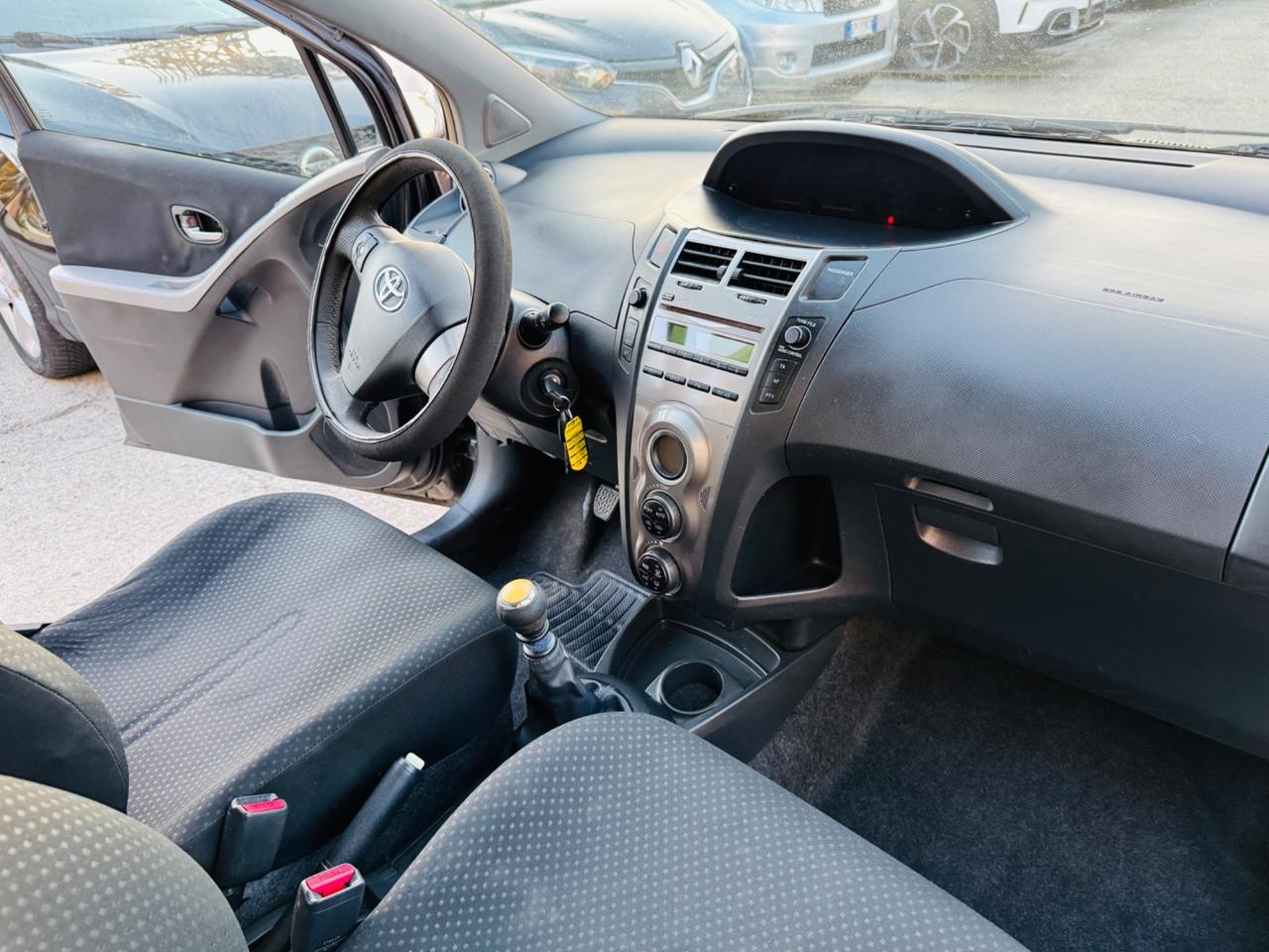 Toyota Yaris 1.3 5 porte M-MT Sol