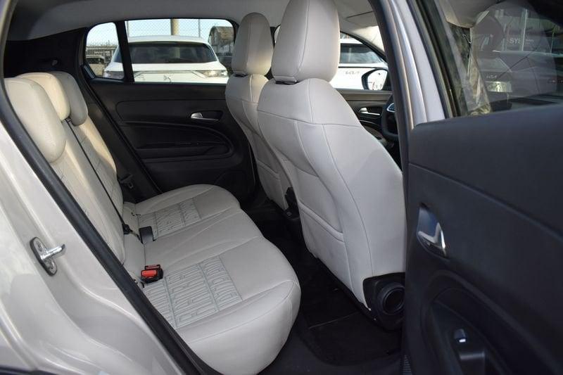 FIAT 600 1.2 Hybrid 110cv La Prima