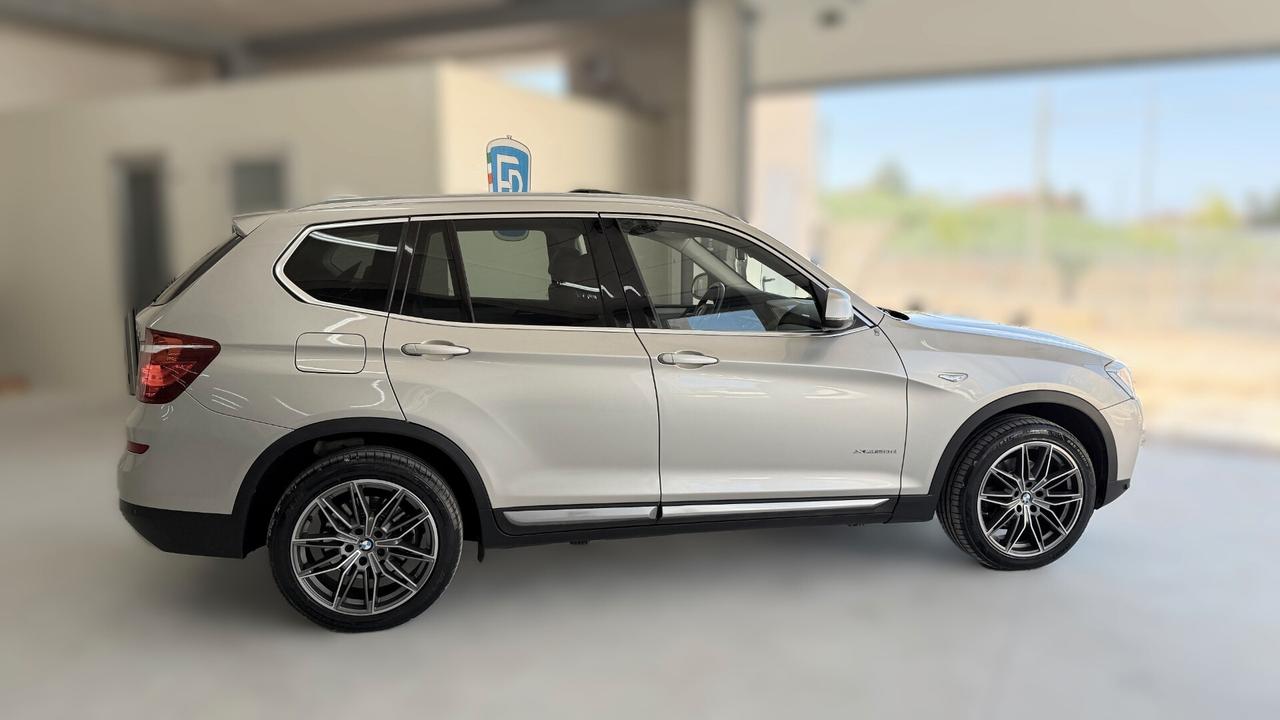 Bmw X3 xDrive20d xLine Strafull