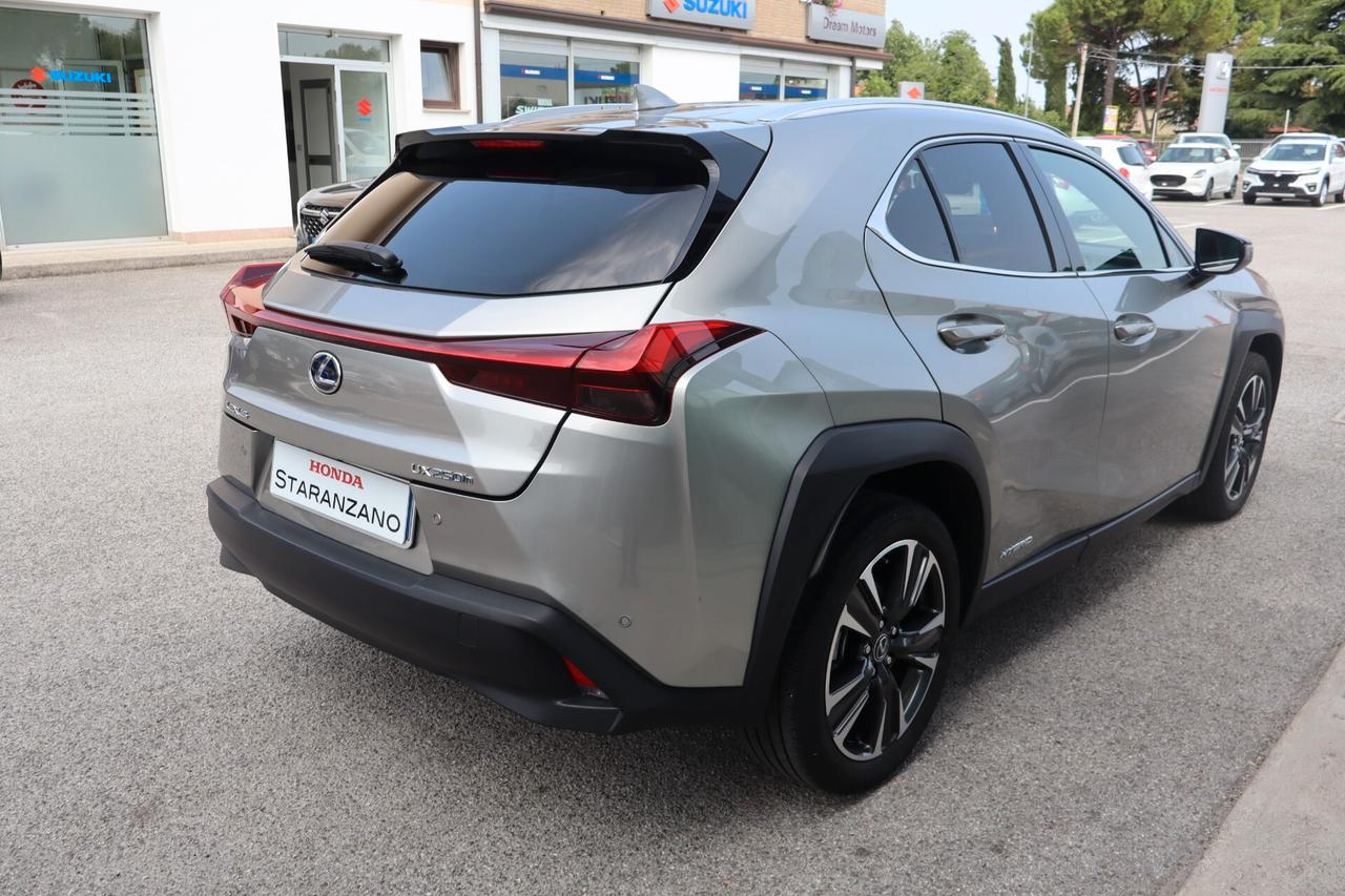 Lexus UX Hybrid Premium