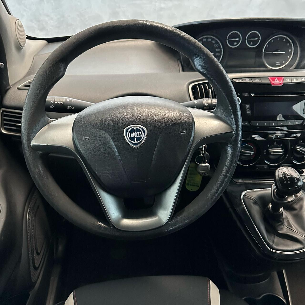 Lancia Ypsilon 1.2 69 CV 5 porte GPL Ecochic Elefantino GPL VALIDO FINO AL 2035