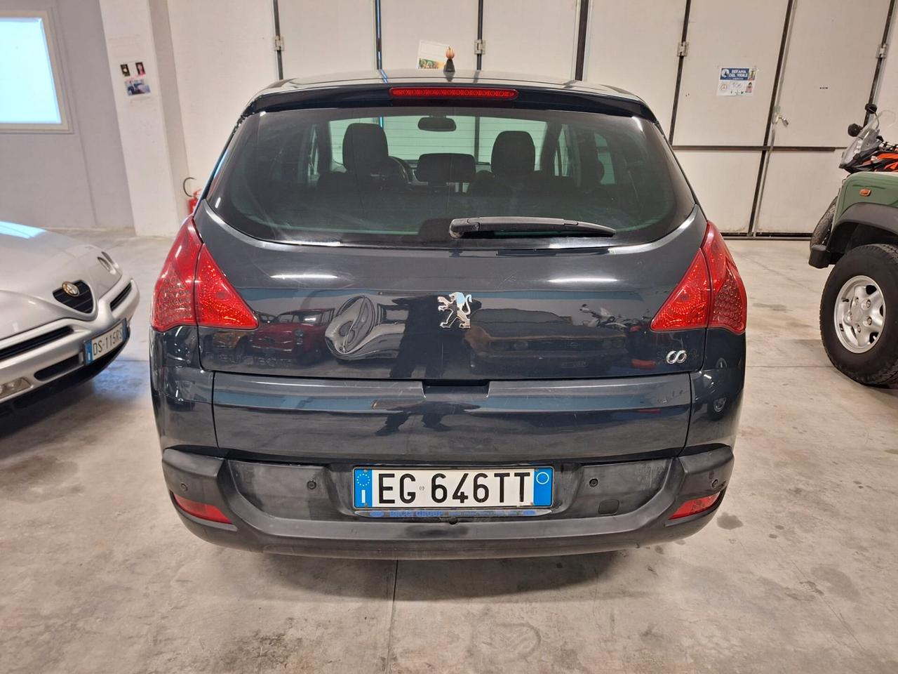 Peugeot 3008 1.6 e-HDi 112CV cambio robotizzato S.&S. Business