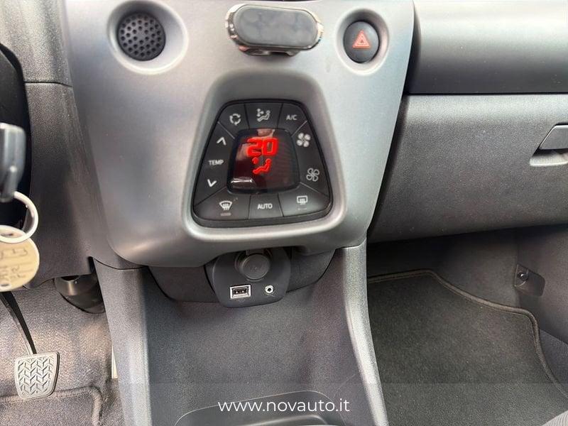 Toyota Aygo 1.0 VVT-i x-play
