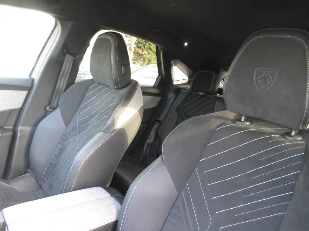 Peugeot 3008 Hybrid 136 e-DCS6 GT