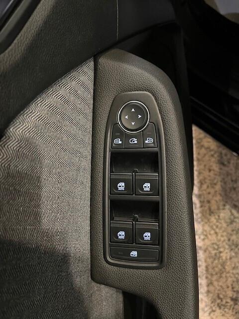 Renault Clio TCe 90 CV 5 porte Techno