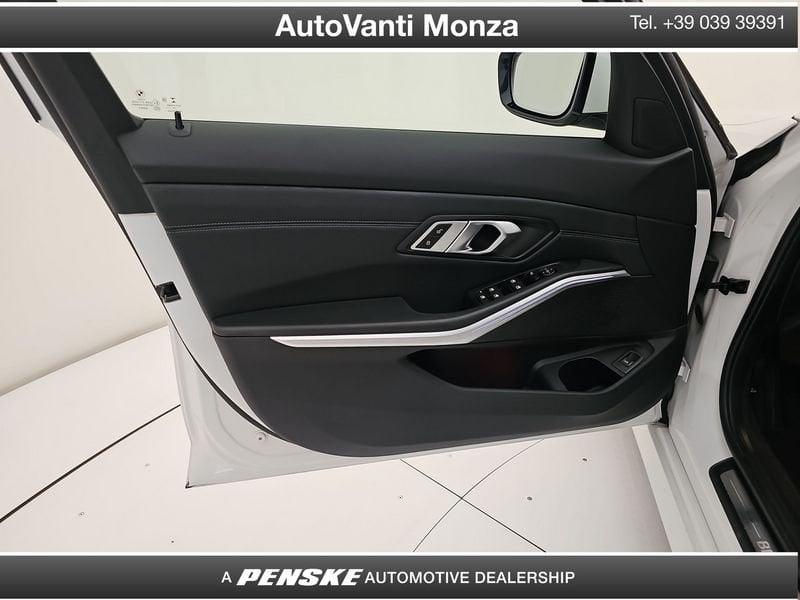 BMW Serie 3 320d Touring mhev 48V xdrive Luxury auto