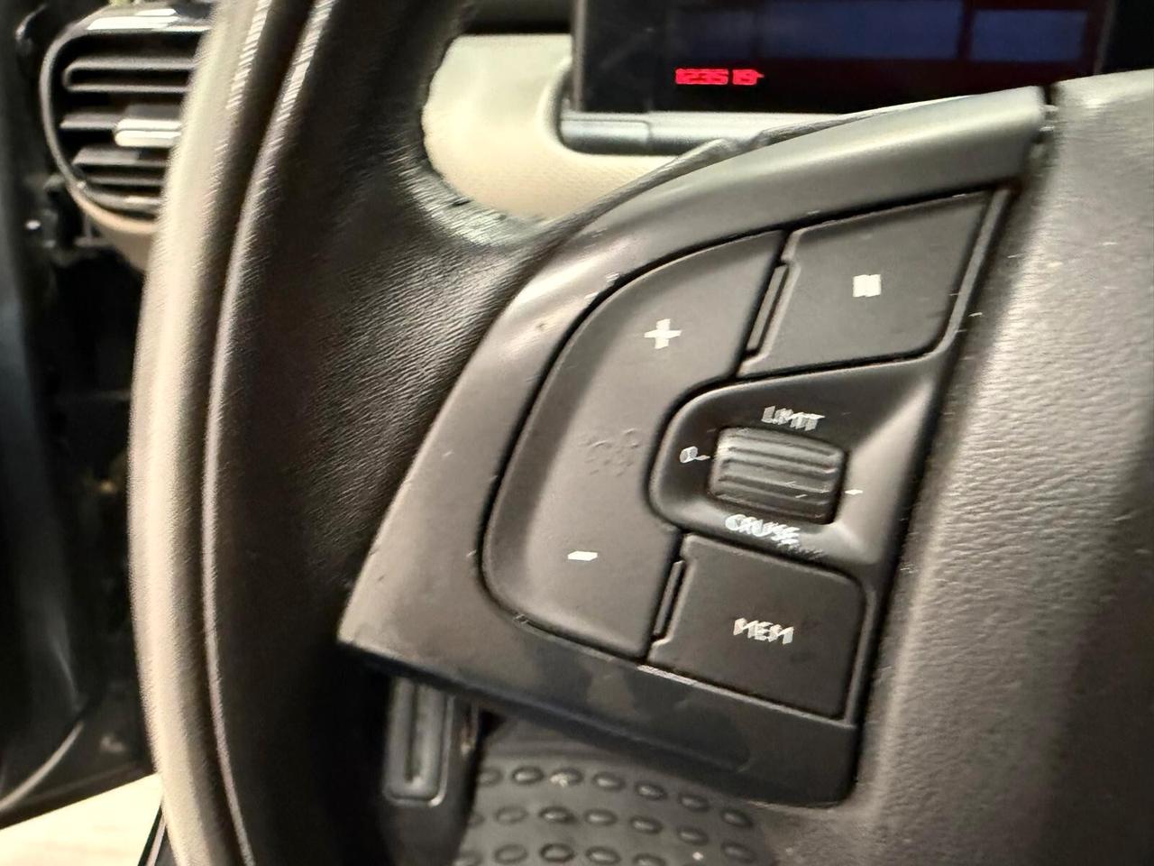 Citroen C4 Cactus Shine 82 cv