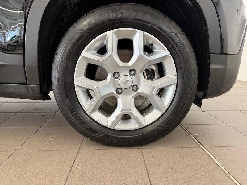 Jeep Avenger BEV BEV 156cv Altitude Pompa Di Calore Winter pack