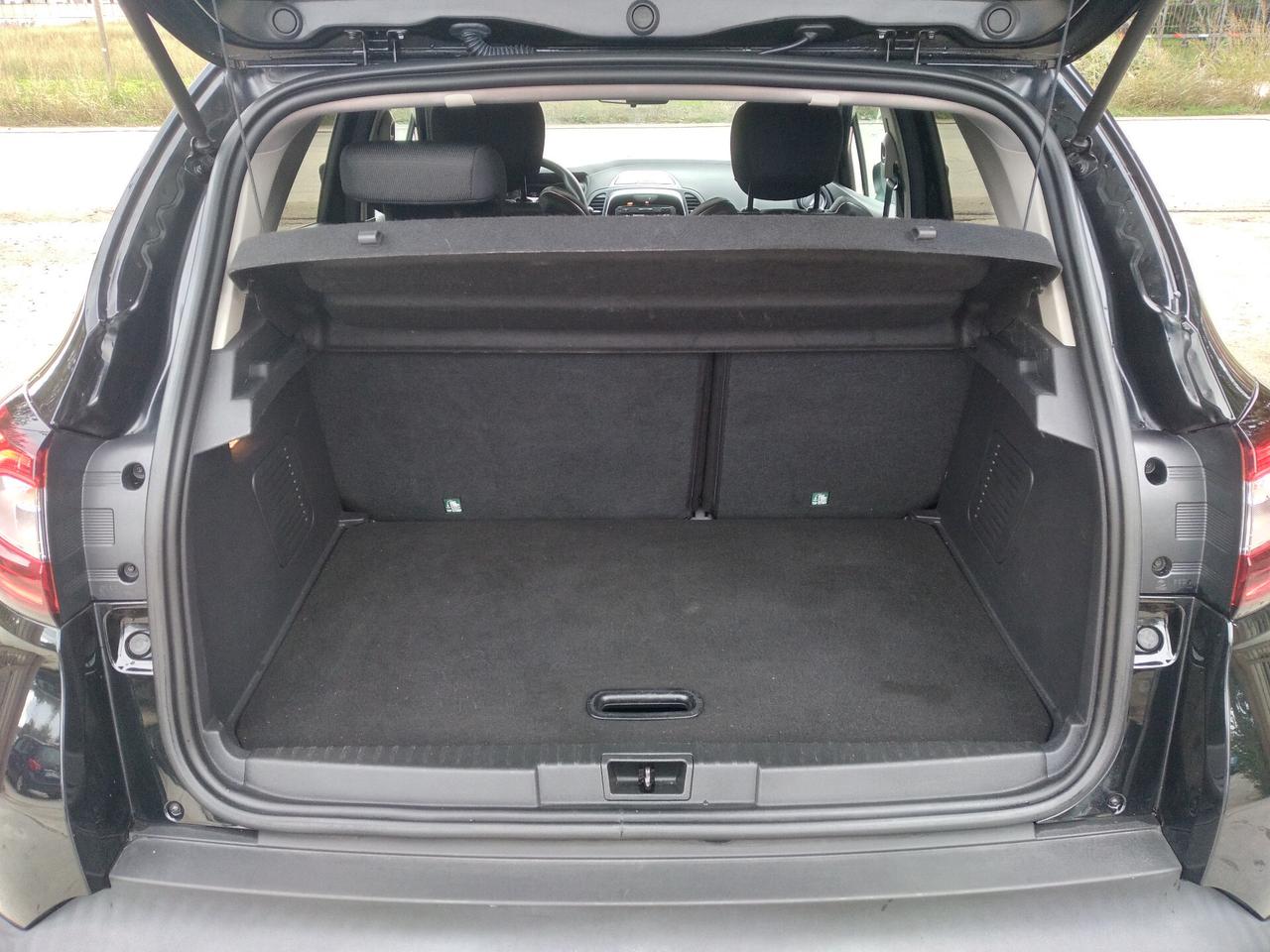 Renault Captur dCi 8V 90 CV EDC Sport Edition