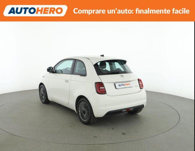 FIAT 500e Berlina 42 kWh Passion