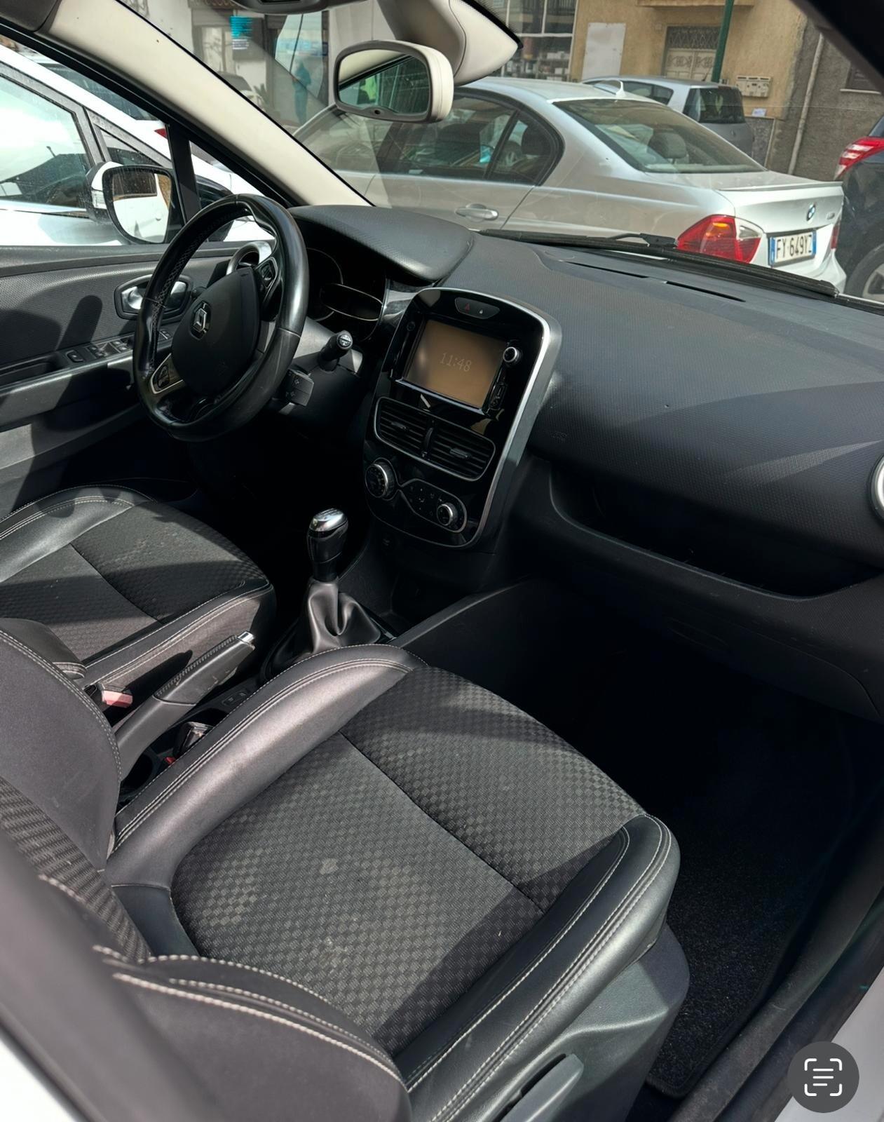 Renault Clio dCi 8V 90 CV EDC 5 porte Life