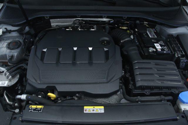 VOLKSWAGEN Passat Variant 2.0 TDI SCR EVO DSG Business Vetri Oscurati