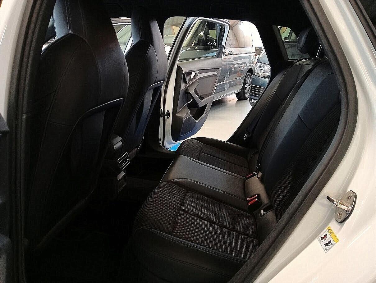 Audi A3 Sportback 40 2.0 TDI 200CV SLINE QUATTRO 19" IDENTITY BLACK