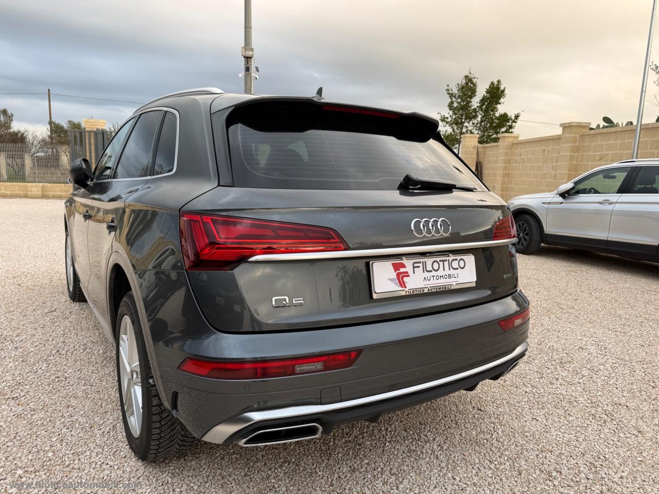 AUDI Q5 II 40 TDI MHEV 12V 204CV qu. S tr. S line UNICO PROPRIETARIO FARI MATRIX