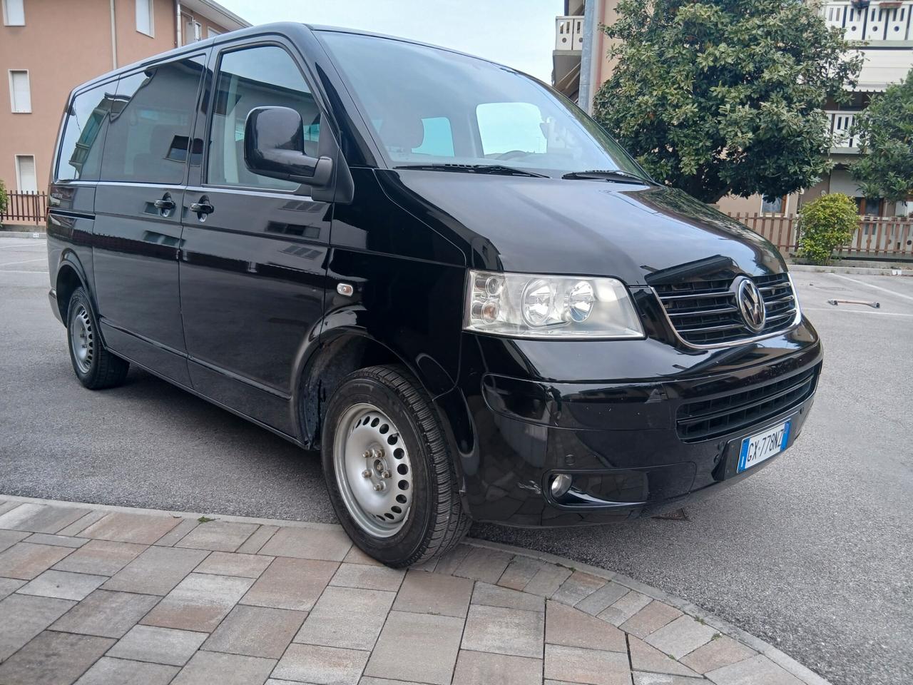 Volkswagen Multivan 2.5 TDI/130CV Startline + Gancio Traino