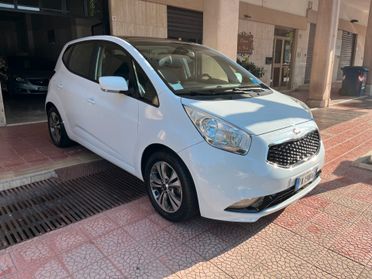 Kia Venga 1.4CRDi90CV full tetto navi retro-15