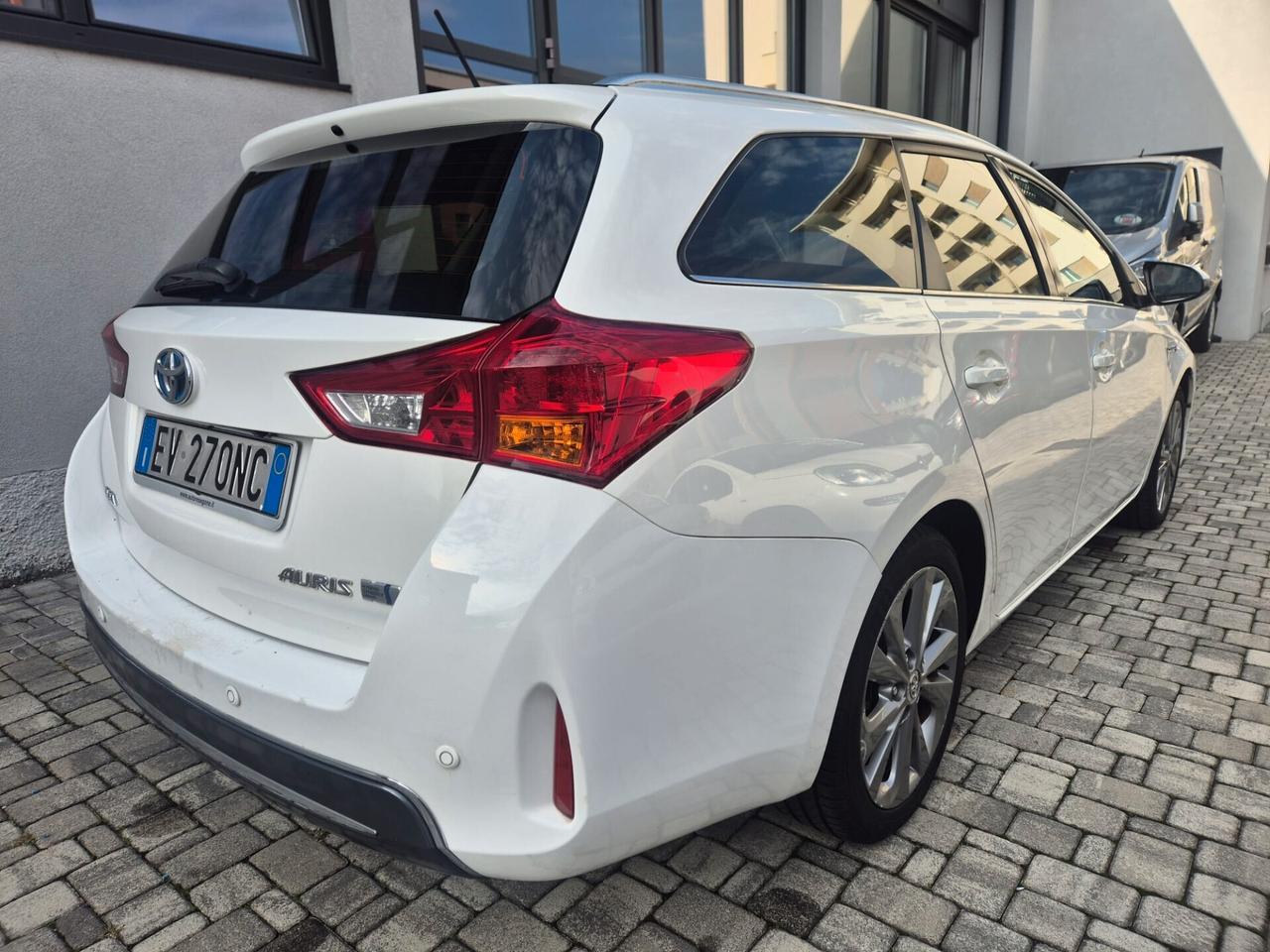 Toyota Auris Touring Sports 1.8 Hybrid Active 100CV