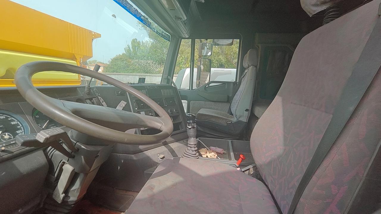Iveco Magirus 440E47T