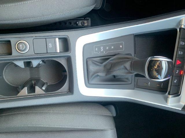 AUDI Q3 40 TDI quattro S tronic Business Advanced