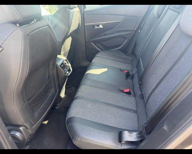 PEUGEOT 3008 BlueHDi 130 S&S Allure Pack