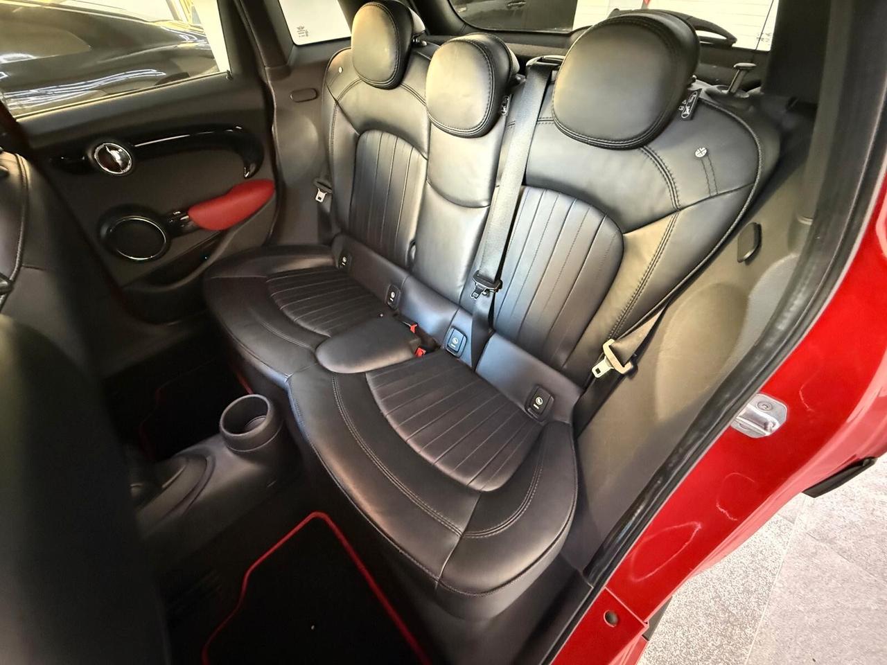Mini Mini 2.0 Cooper SD Allestimento Jhon Cooper Works 5 porte TETTO