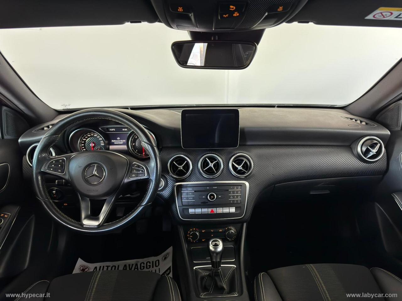 MERCEDES-BENZ A 180 d Sport