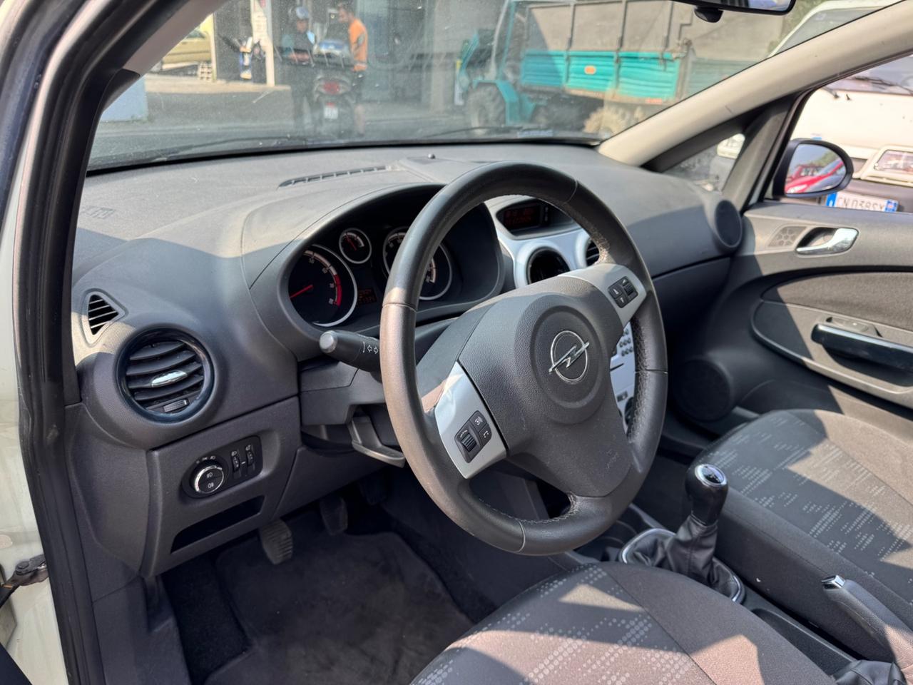 Opel Corsa 1.2 5 porte Cosmo Euro 5 7/2011