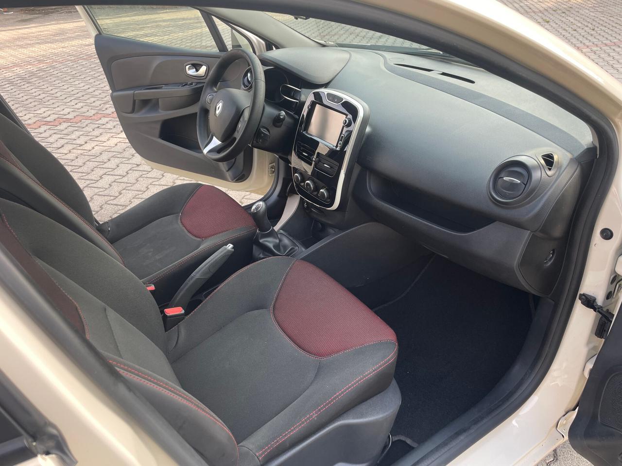 Renault Clio 1.5 DCI DIESEL