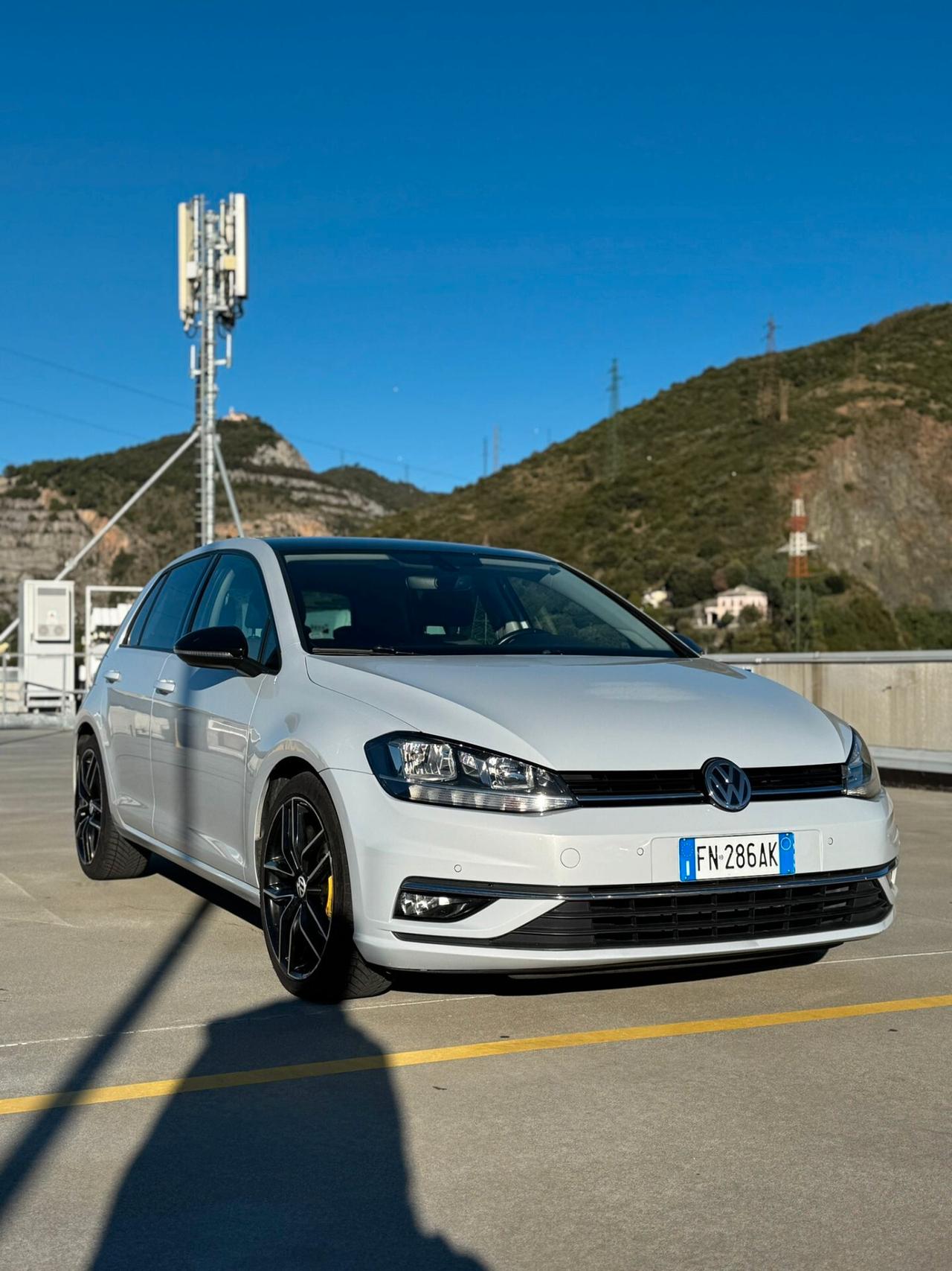 Volkswagen Golf 2.0 TDI 5p. Executive BlueMotion Technology
