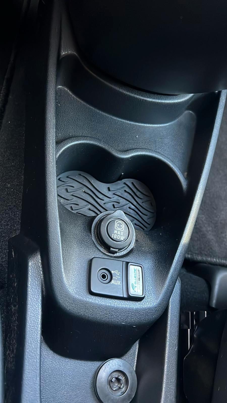 Lancia Ypsilon 1.2 69 CV 5 porte GPL Ecochic Silver NEOPATENTATI