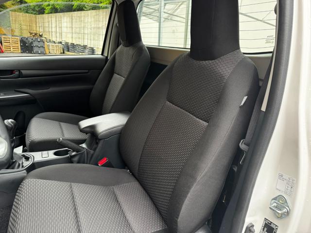 TOYOTA Hilux 2.4 D-4D 4WD 2 porte Single Cab Comfort