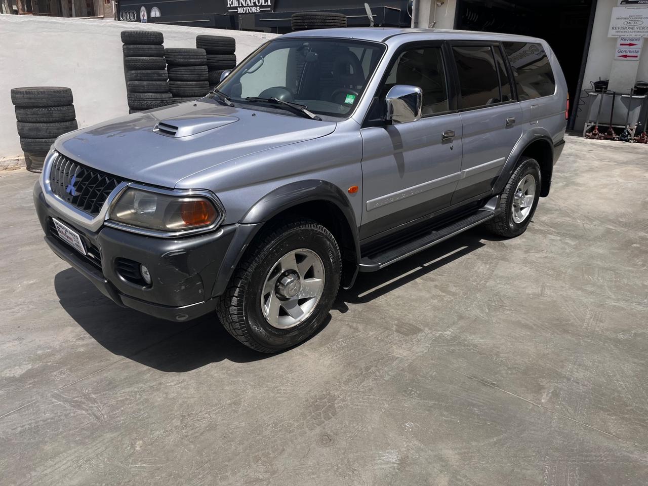 Mitsubishi Pajero Sport Pajero Sport 2.5 TDI GLS