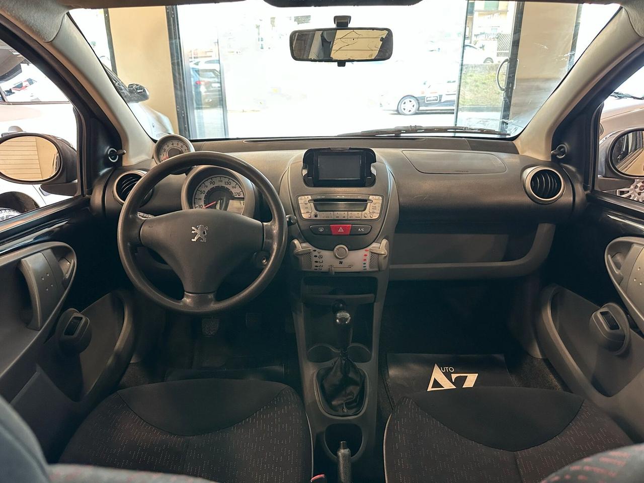 Peugeot 107 1.0 68CV 5p. Plaisir