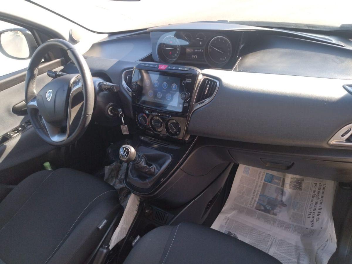 LANCIA Ypsilon 1.0 FireFly 5p.S&S Hybryd Gold 2022