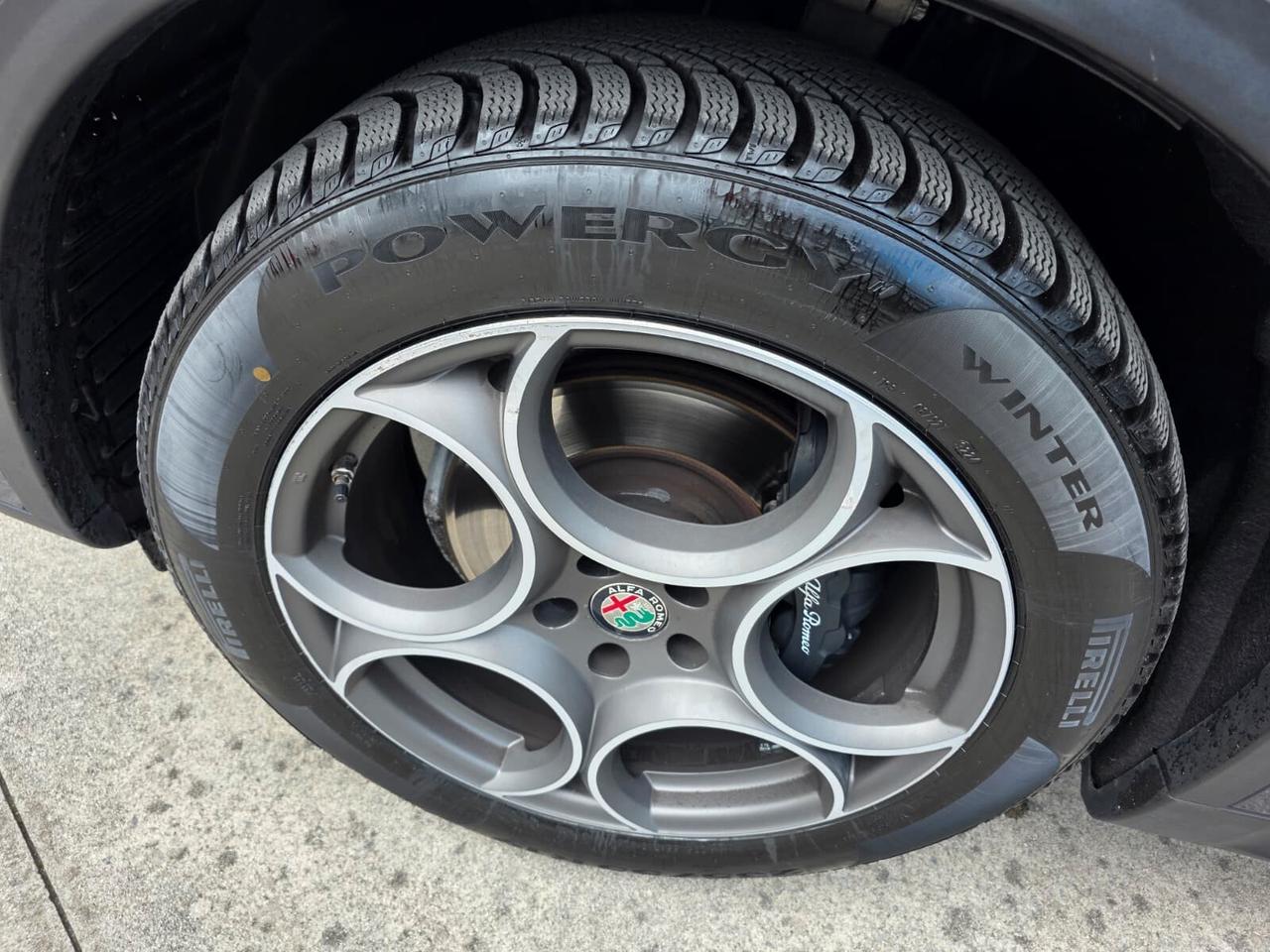Alfa Romeo Stelvio 2.2 Turbodiesel 190 CV AT8 Q4 Sprint