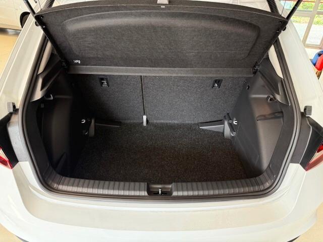 NUOVA SKODA FABIA 1.0 TSI 95CV YOUNG EDITION FULL OPTIONALS - TASSO ZERO - TUA DA 195€ AL MESE