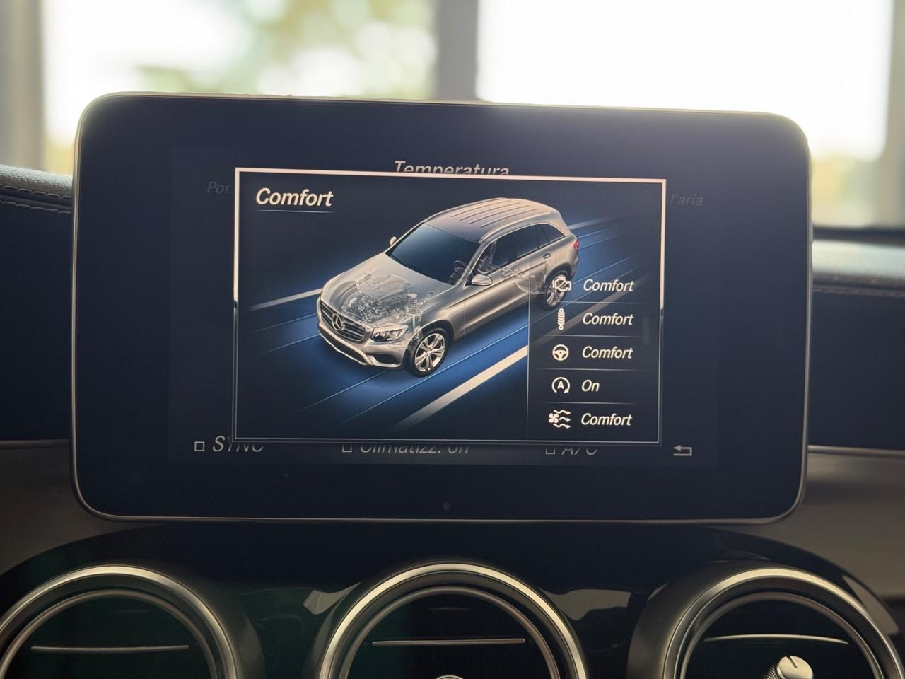 Mercedes GLC 250d 4Matic Premium 204CV TETTO