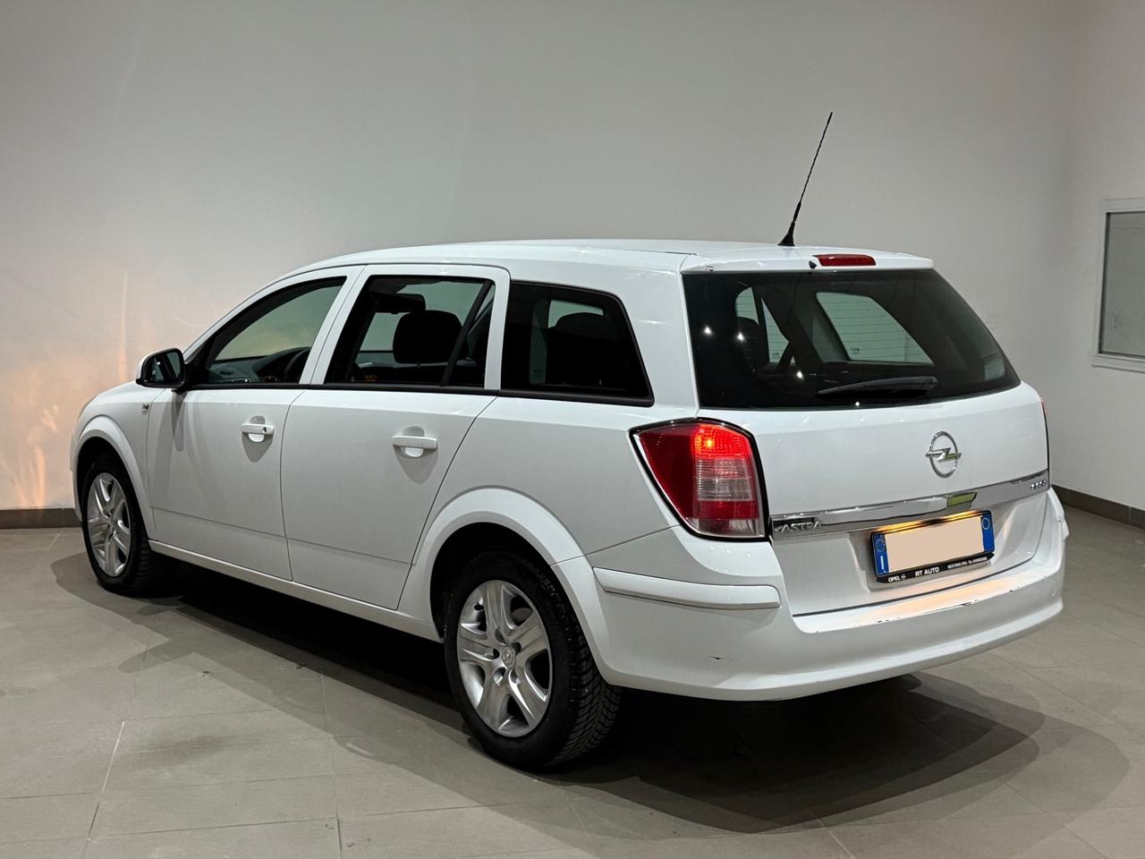Opel Astra 1.7 CDTI 110CV/Kw81 Per Neopatentati