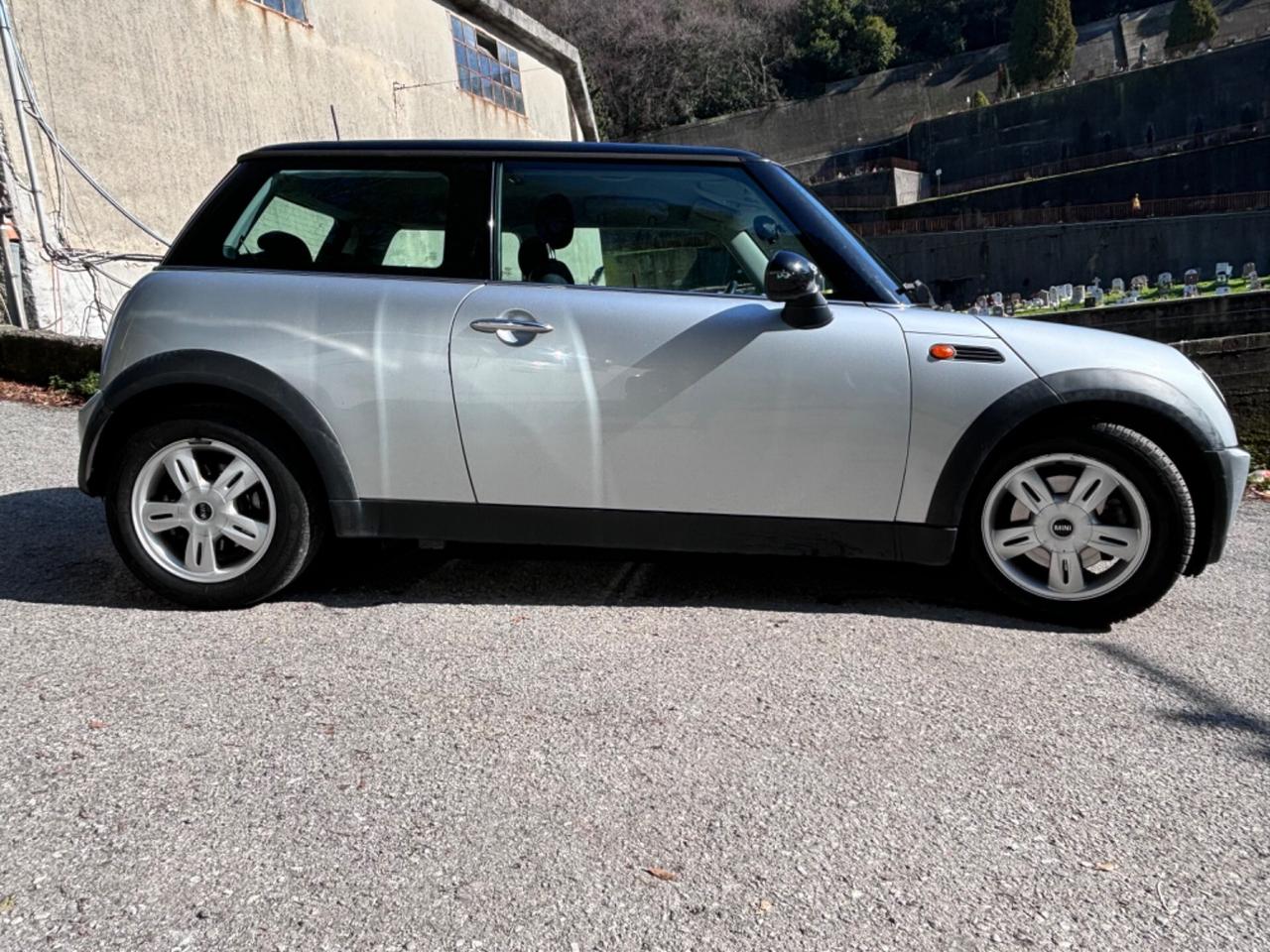 Mini 1.6 16V One de luxe