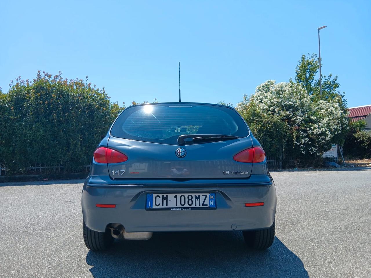Alfa Romeo 147 1.6i 16V Twin Spark cat 5p. Progression
