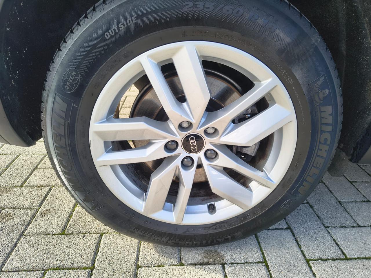 Audi Q5 50 TFSI e quattro S tronic Business
