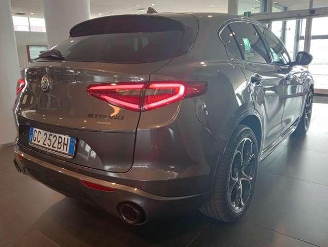 Alfa Romeo Stelvio 2.2 Turbodiesel 210 CV AT8 Q4 Veloce